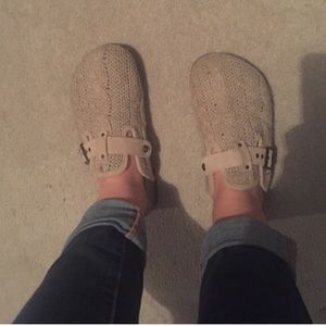 Knit clogs